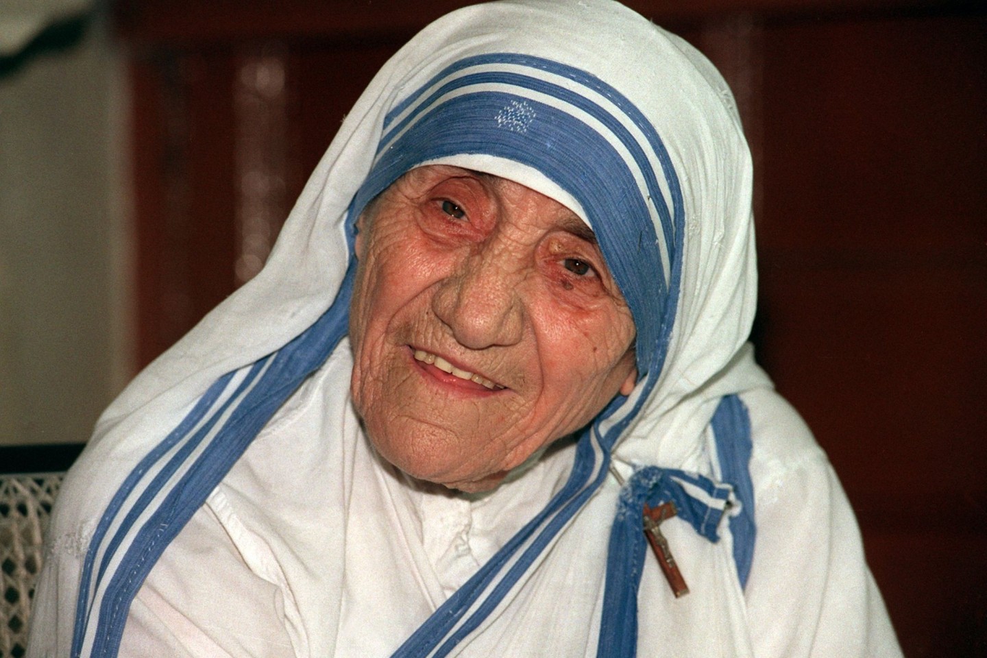 Mutter Teresa gilt vielen als Ikone der Nächstenliebe - aber in Indien gab und gibt es auch Kritik an der Ordensfrau.