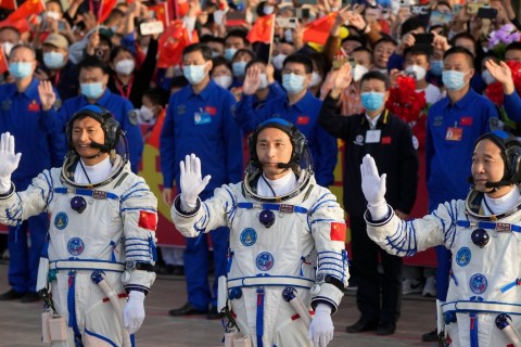 Crewwechsel: China schickt drei Astronauten zu Raumstation 