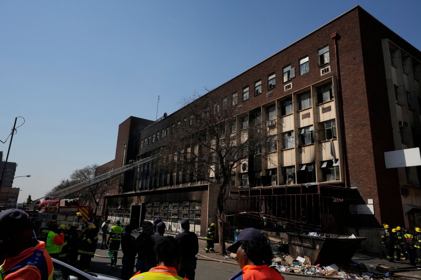 In diesem Gebäude in Johannesburg starben bei einem Großbrand vor rund fünf Monaten 76 Menschen.
