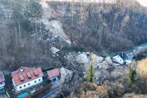 Zwei Arbeiter bei Felssturz in Österreich getötet