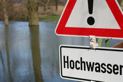 Hochwasserlage laut Niedersachsens Ministerpräsident Stephan Weil kritisch